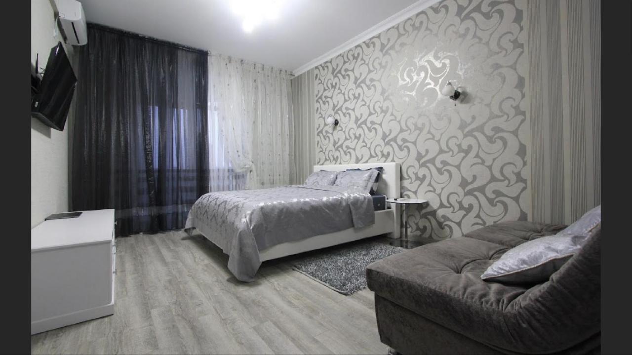 Luxury Exclusive Apartments Skyhouse Exfactor Chişinău Eksteriør billede